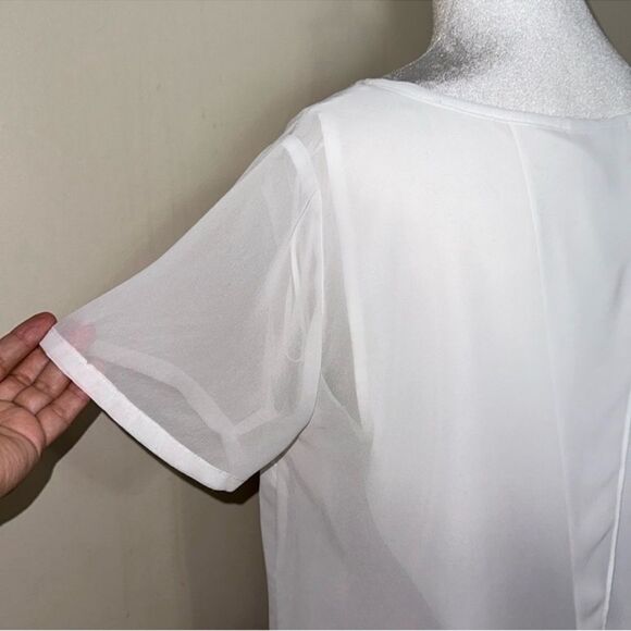 DB M White Sheer Split Back Lightweight Polyester Short Sleeve Top - Picture 7 of 12